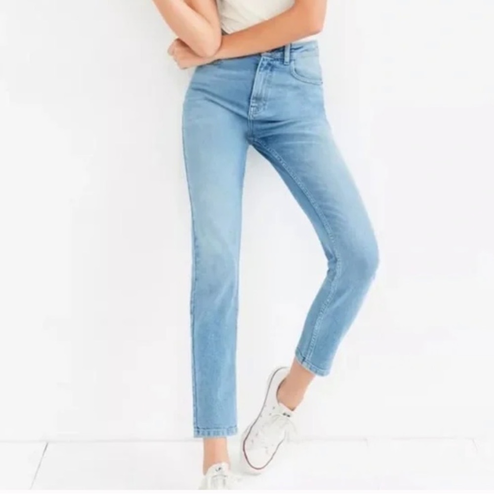 Girlfriend High-rise Cropped BDG Light Wash Jeans